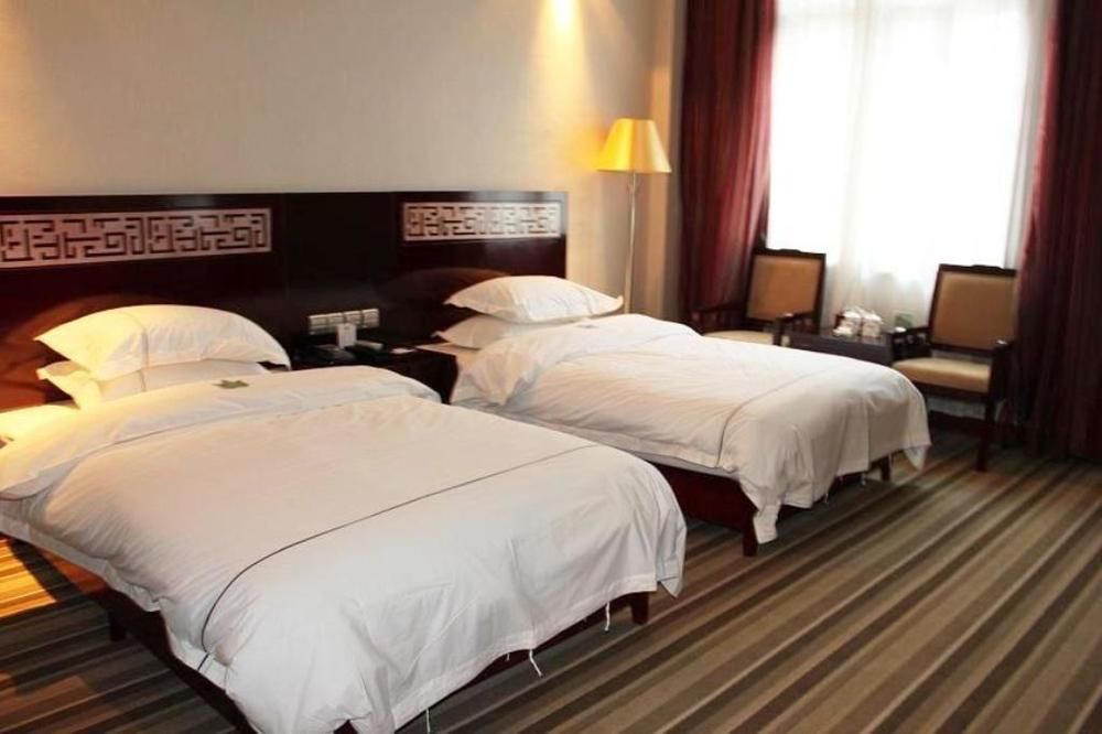 Jishou Heyi Hotel Fenghuang Bagian luar foto